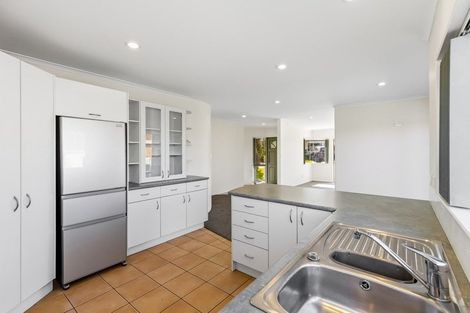 Photo of property in 53 Kath Hopper Drive, Orewa, 0931
