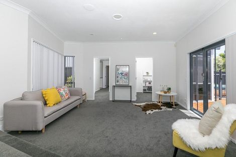 Photo of property in 34 Berkley Avenue, Hillcrest, Hamilton, 3216