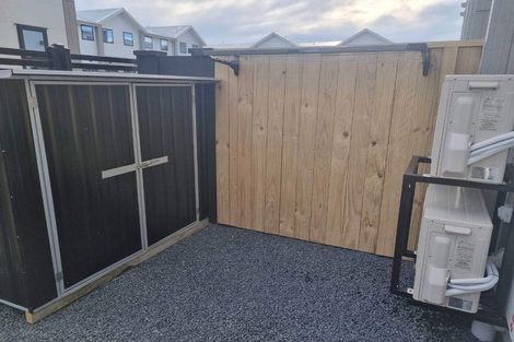 Photo of property in 8/231 Marine Parade, Seatoun, Wellington, 6022