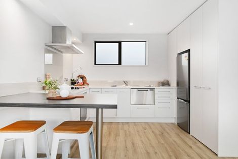 Photo of property in 2/22 Springfield Road, St Albans, Christchurch, 8014