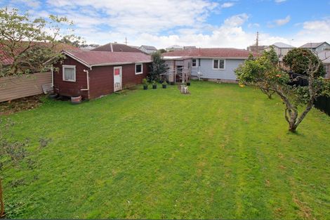Photo of property in 82 Grove Road, Papakura, 2110
