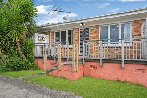 Photo of property in 1/6a View Road, Papakura, 2110