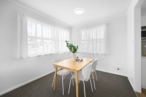 Photo of property in 10 Pamela Place, Deanwell, Hamilton, 3206