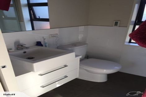 Photo of property in 17c Burdale Street, Riccarton, Christchurch, 8011