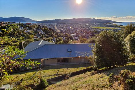 Photo of property in 32 Ravenswood Road, Saint Clair, Dunedin, 9012