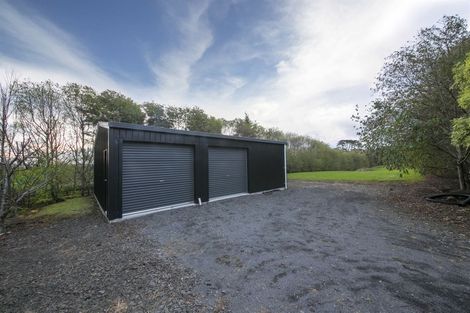 Photo of property in 210 Oraha Road, Kumeu, 0892