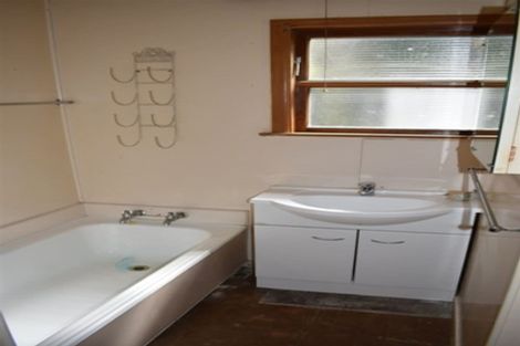 Photo of property in 27 Charlotte Avenue, Brooklyn, Wellington, 6021