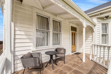 Photo of property in 118 Mokoia Road, Chatswood, Auckland, 0626