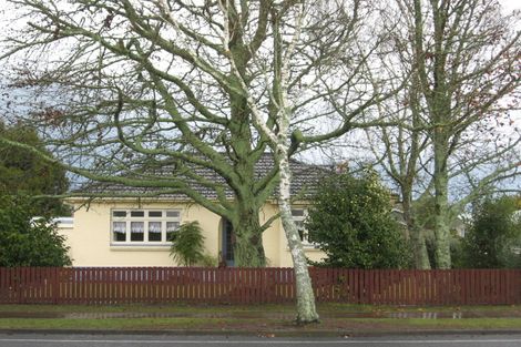 Photo of property in 74 Te Aroha Street, Hamilton East, Hamilton, 3216