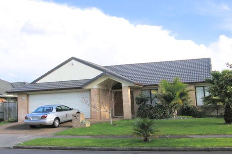 Photo of property in 36 Claremont Way, East Tamaki Heights, Auckland, 2016