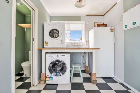 Photo of property in 15 Rimu Street, Edgecumbe, 3120