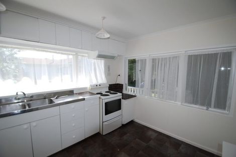 Photo of property in 13 Bell Street, Tawa, Wellington, 5028