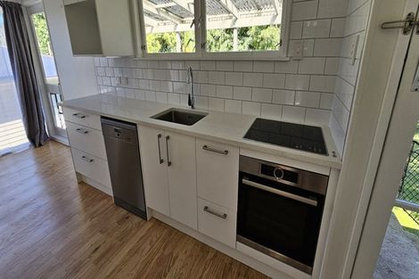 Photo of property in 5 Mcphail Street, Birkdale, Auckland, 0626