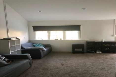 Photo of property in 25 Montilla Place, Manurewa, Auckland, 2102