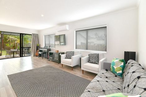 Photo of property in 27 The Circle, Manly, Whangaparaoa, 0930