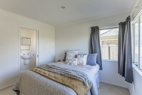 Photo of property in 9 Santa Teresa Court, Paraparaumu Beach, Paraparaumu, 5032