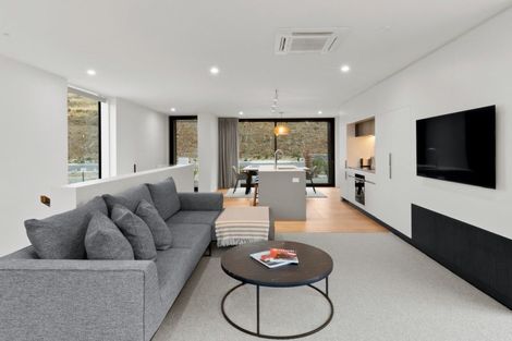 Photo of property in 16 Station Bay Rise, Lake Tekapo, 7999