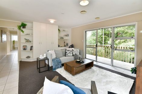 Photo of property in 1/25 Edgware Road, West Harbour, Auckland, 0618