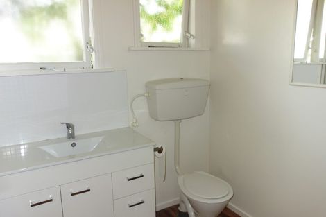 Photo of property in 16 Belmont Street, Avondale, Christchurch, 8061