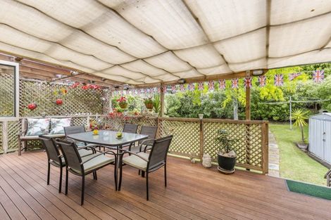 Photo of property in 25 Spinella Drive, Bayview, Auckland, 0629