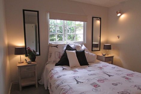 Photo of property in 35 Tremaine Avenue, Two Mile Bay, Taupo, 3330