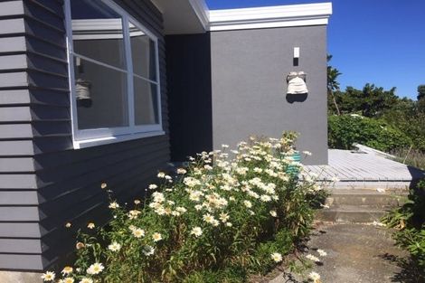 Photo of property in 1 Tainui Street, Raumati Beach, Paraparaumu, 5032