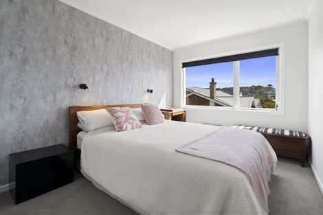 Photo of property in 8 Naughton Terrace, Kilbirnie, Wellington, 6022