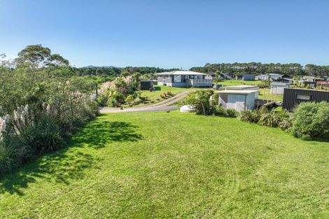 Photo of property in 2 Maru Place, Ranui, Auckland, 0612