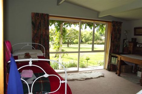 Photo of property in 9 Pembroke Street, Waimate, 7980