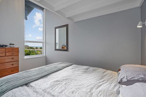 Photo of property in 3428 Pourerere Beach Road, Pourerere, Omakere, 4271