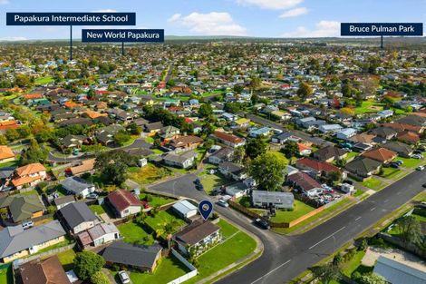 Photo of property in 1 Lansdown Place, Papakura, 2110