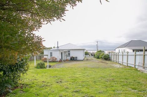 Photo of property in 12 Foyle Street, Bluff, 9814