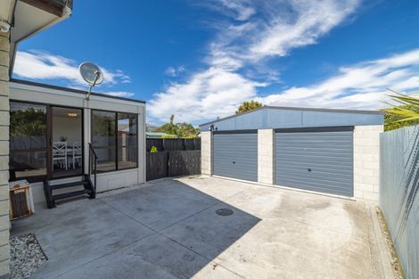 Photo of property in 2/528 Marine Parade, South New Brighton, Christchurch, 8062