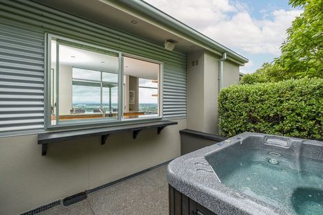 Photo of property in 36 Millhill Lane, Huntsbury, Christchurch, 8022