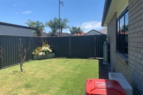Photo of property in 6 Lindis Place, Poraiti, Napier, 4112