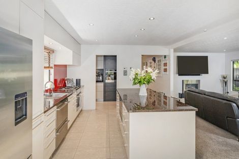 Photo of property in 112 Marram Place, Matarangi, Whitianga, 3592