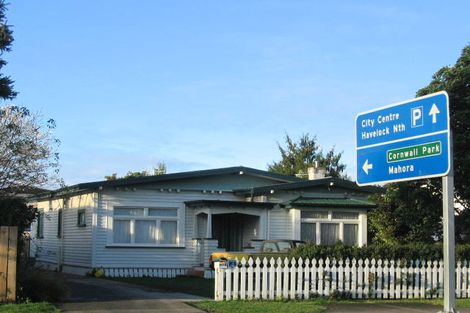 Photo of property in 613 Saint Aubyn Street West, Saint Leonards, Hastings, 4120