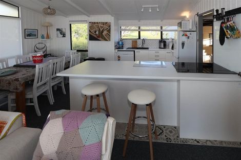 Photo of property in 223 Paku Drive, Tairua, 3508