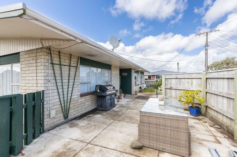 Photo of property in 5h Pembroke Street, Westown, New Plymouth, 4310