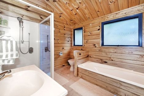 Photo of property in 44 Simpson Road, Ranui, Auckland, 0612