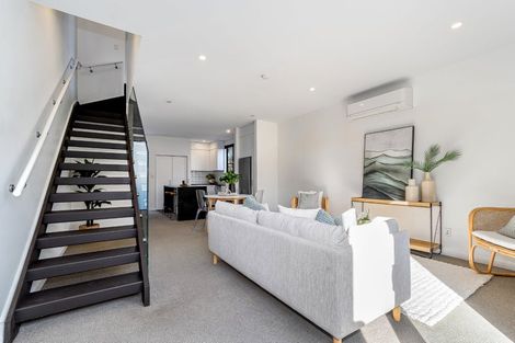Photo of property in 7/20 Trent Street, Island Bay, Wellington, 6023