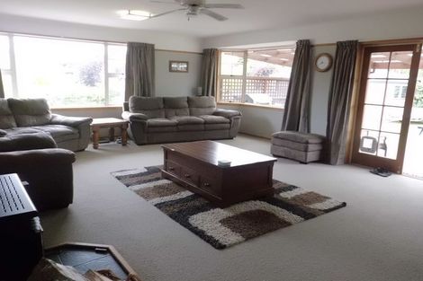 Photo of property in 17 Richard Pearse Drive, Temuka, 7920