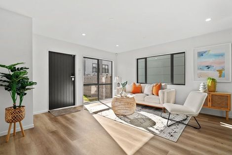 Photo of property in 13 Miles Avenue, Papatoetoe, Auckland, 2025