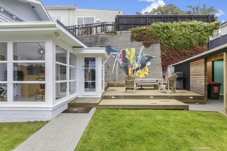 Photo of property in 28 Eden Street, Island Bay, Wellington, 6023