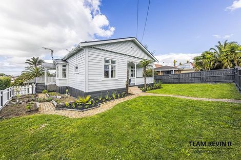 Photo of property in 1/4 Wood Street, Papakura, 2110