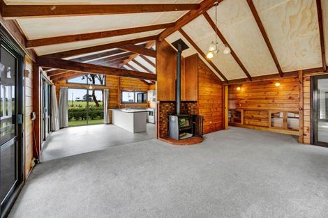 Photo of property in 369 Patiki Road, Pihama, Opunake, 4682