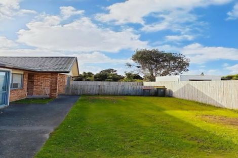 Photo of property in 33 Opawa Crescent, Favona, Auckland, 2024