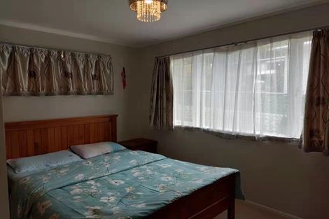 Photo of property in 1/15 Beverly Place, New Lynn, Auckland, 0600