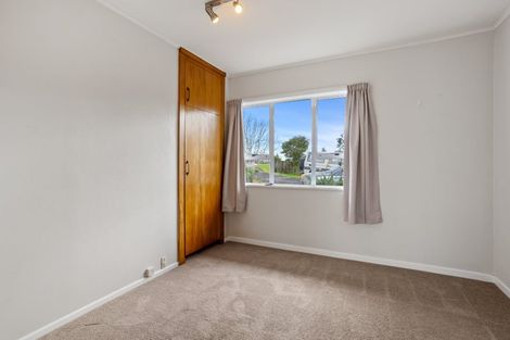 Photo of property in 1/57 Deep Creek Road, Waiake, Auckland, 0630