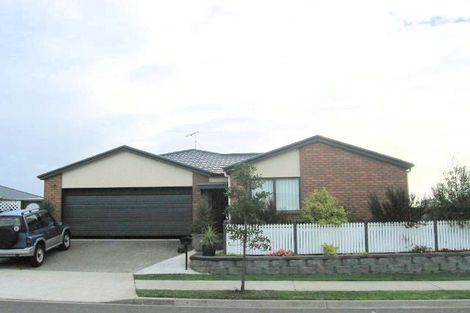 Photo of property in 48 Woodbank Drive, Glen Eden, Auckland, 0602